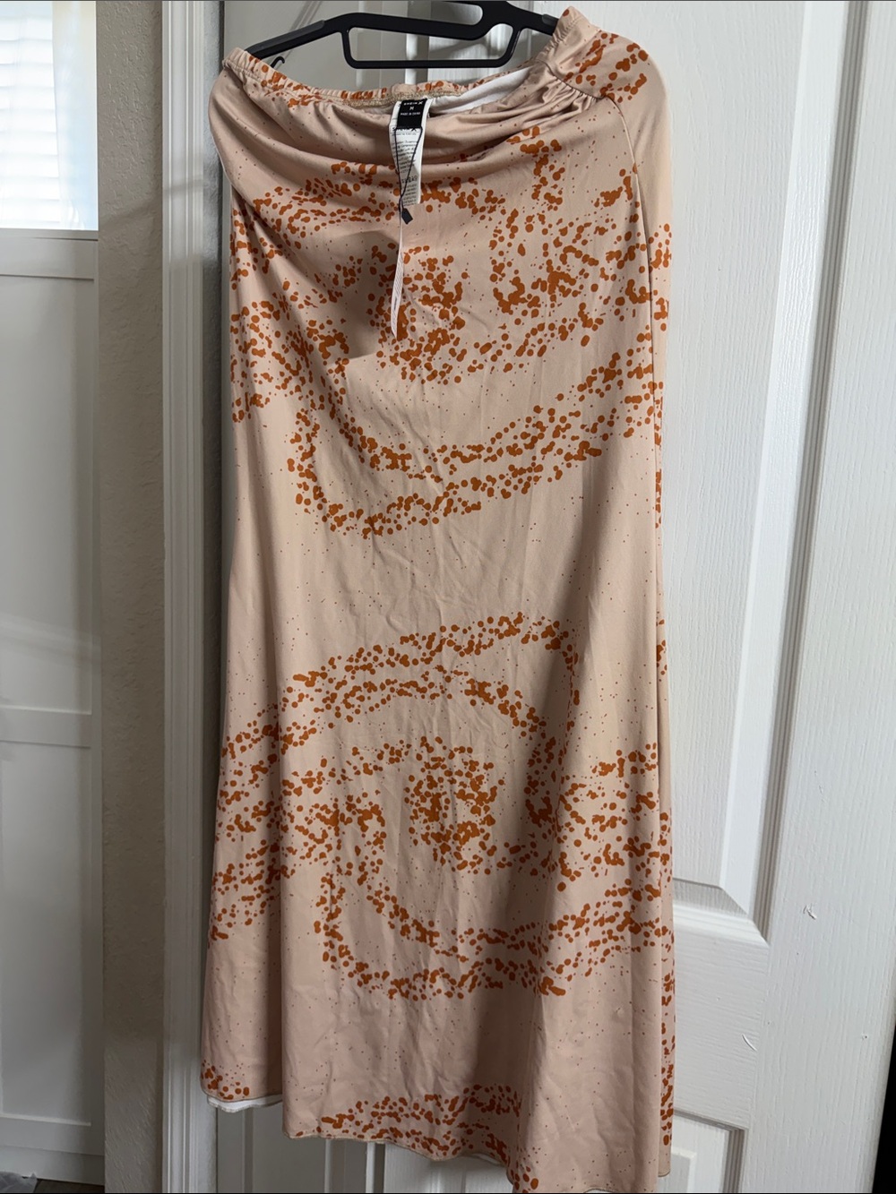 SHEIN Beige Maxi Skirt with Rust Dot Swirl Print